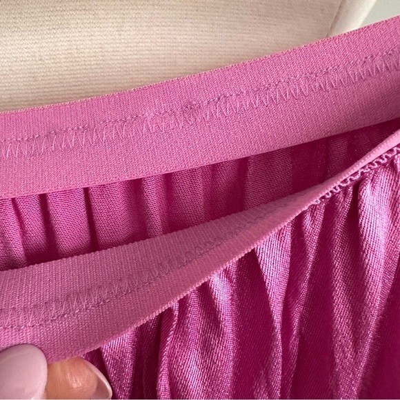 VINCE Rose Pink Pleated Column Skirt Lightweight Resort Wear Boho Chic Large - Picture 13 of 14